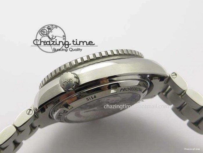0518 Planet Ocean SS Bp Maker 45mm Black Bezel On SS Bracelet A OnTrend 8218